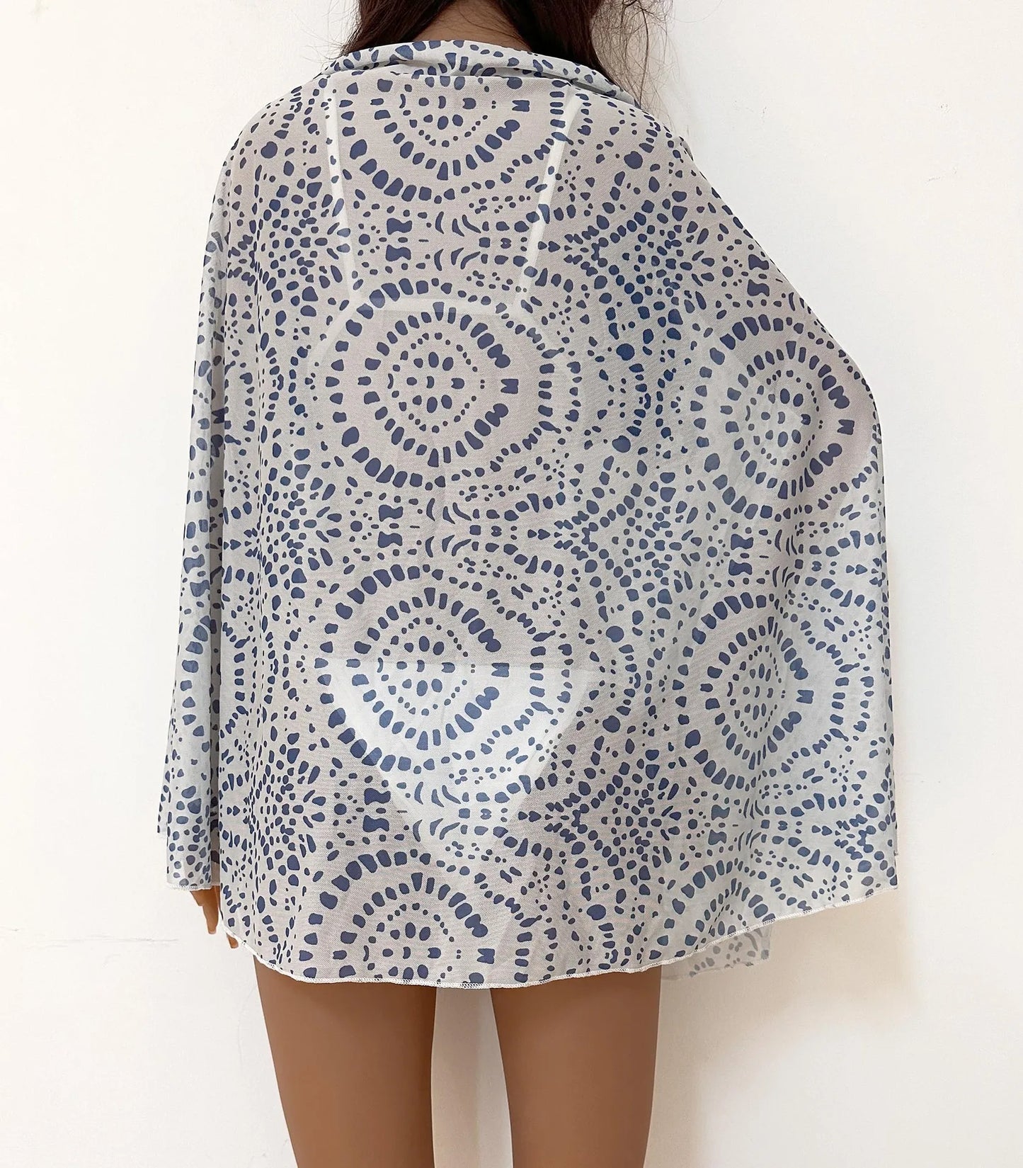 Elegant and Versatile Beach Pareo
