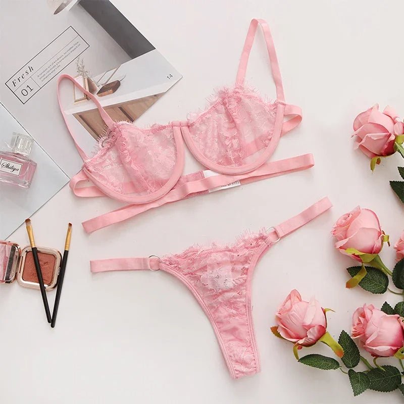 Elegant lace lingerie set with adjustable cup - My Store