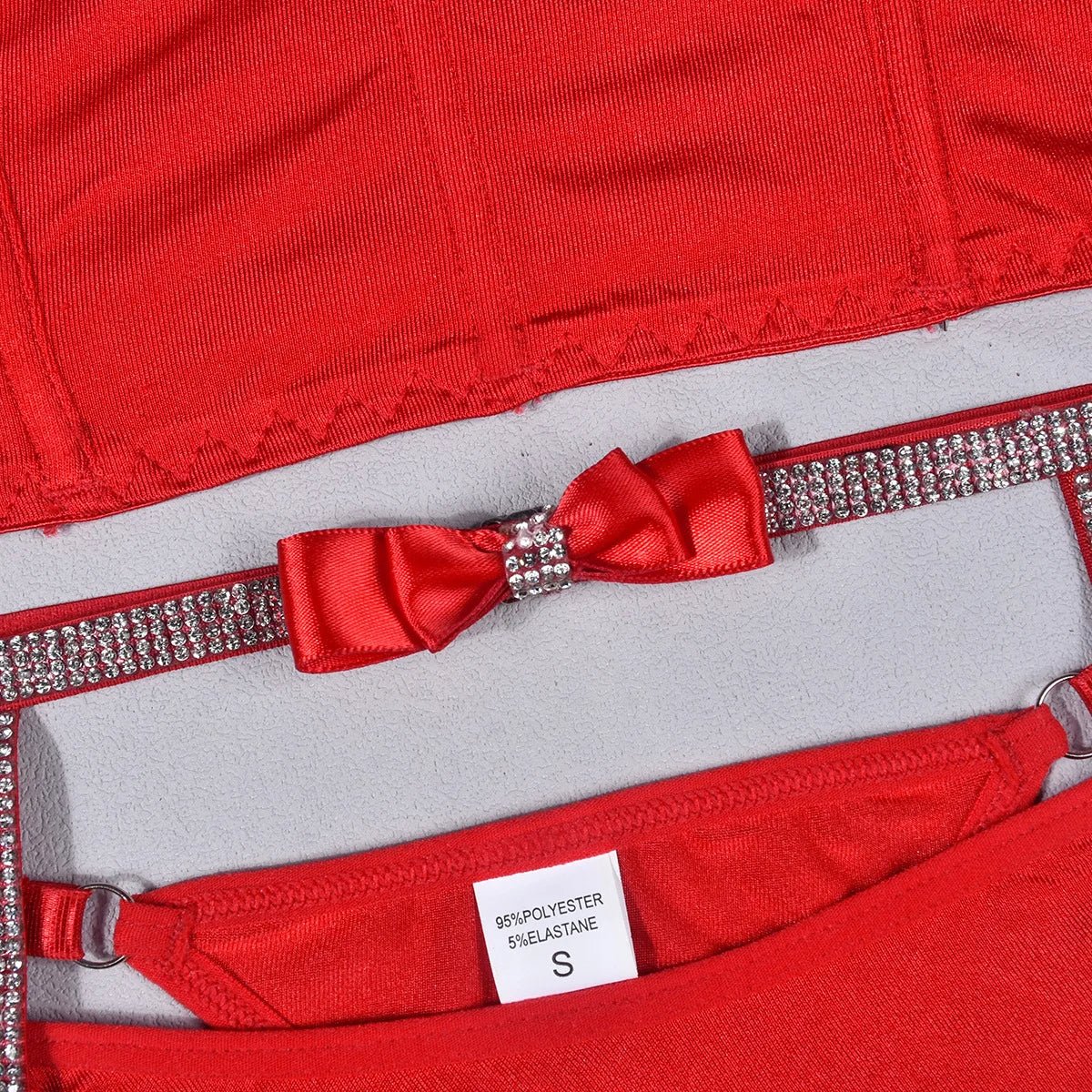 Red satin lingerie set with rhinestone details - Lauraxelle - Red satin lingerie set with rhinestone details - AXELLORA GROOVE